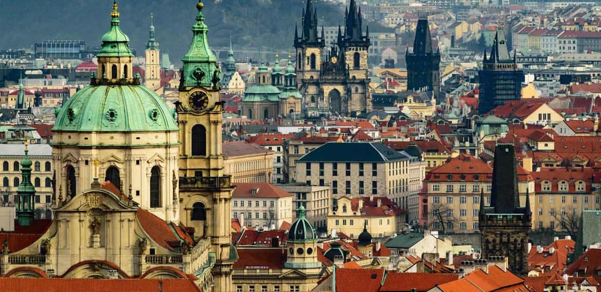 Best Places to Visit in Prague, Czechia: A Traveler’s Guide to the City of a Hundred Spires